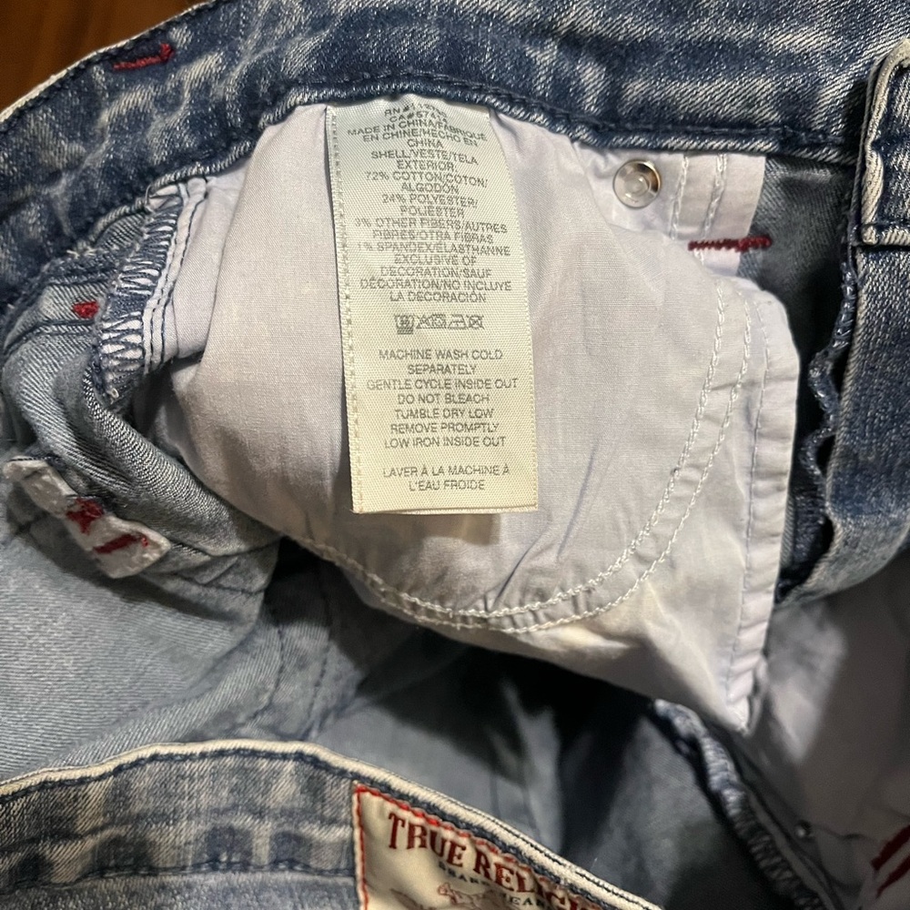True Religion Women's Faded blue  Straight Leg Jeans - Picture 6 of 15